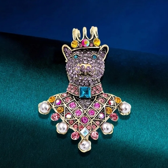 Royal Bear Brooch - Picture 5 of 5